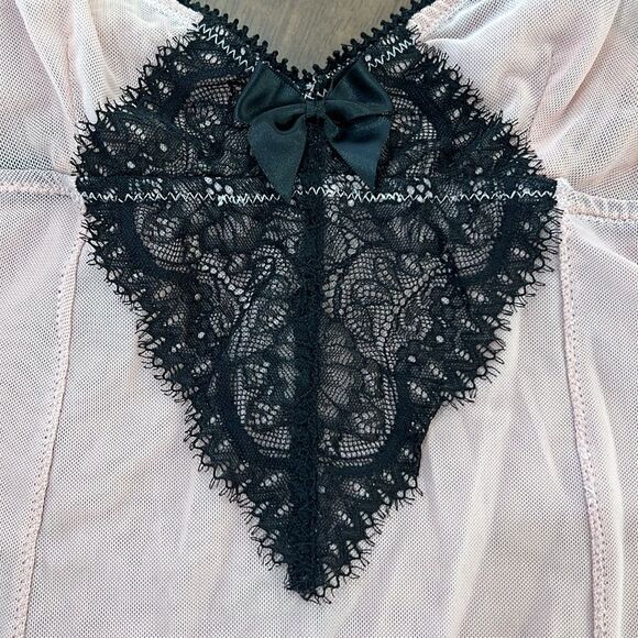 Widow Dolls Kill Lace Mesh Mini Dress Pink Black Garter Straps Gothic Coquette S - Picture 10 of 11